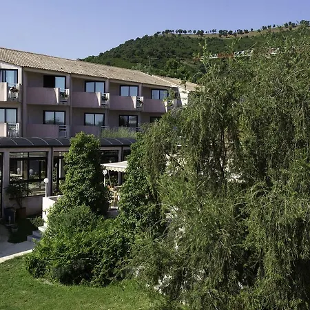 Hotel Chez Walter Lucciana (Corsica)