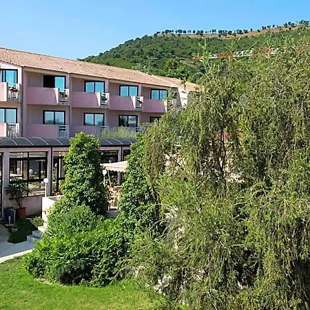 Chez Walter Hotel 3*