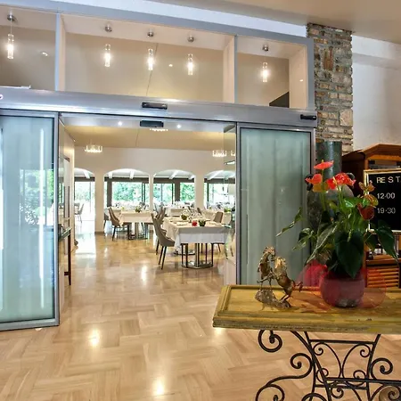 Chez Walter Hotel 3*