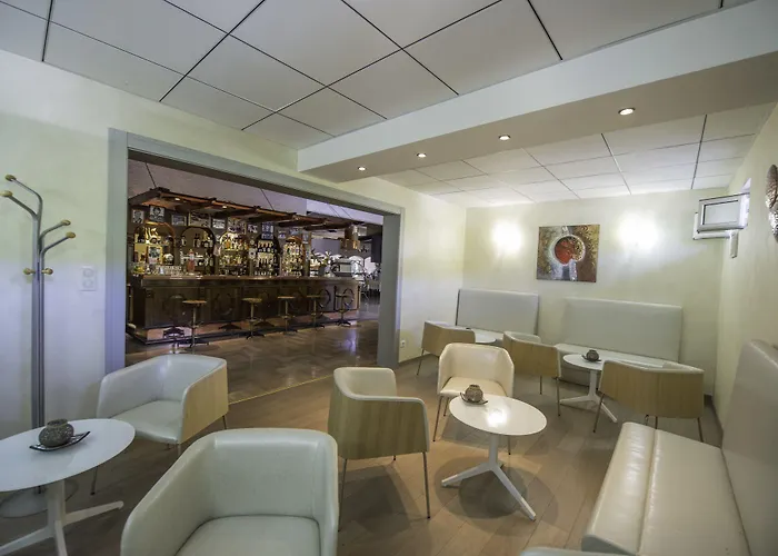 瓦尔特家庭酒店 3*