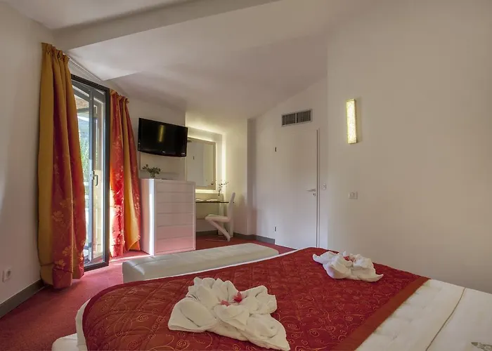 瓦尔特家庭酒店 酒店